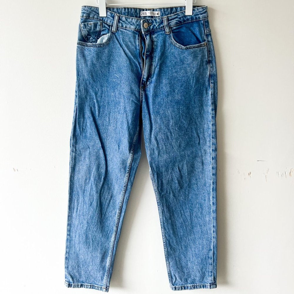Zara distressed boyfriend jeans size 10